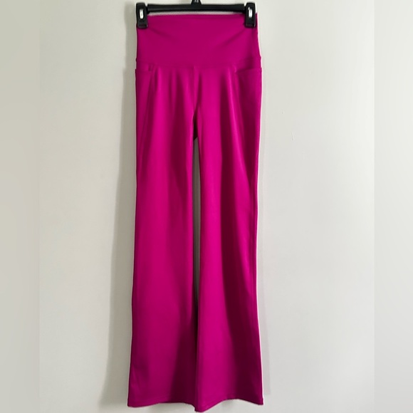 Lilly Pulitzer Luxletic Carpe Vita Flare Leggings - Picture 1 of 5